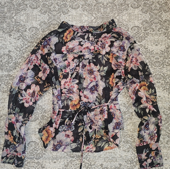 Guess Floral Long Sleeve Blouse - Picture 2 of 5